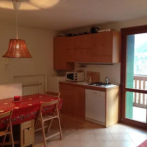 Adamello Ski Appartament Vione