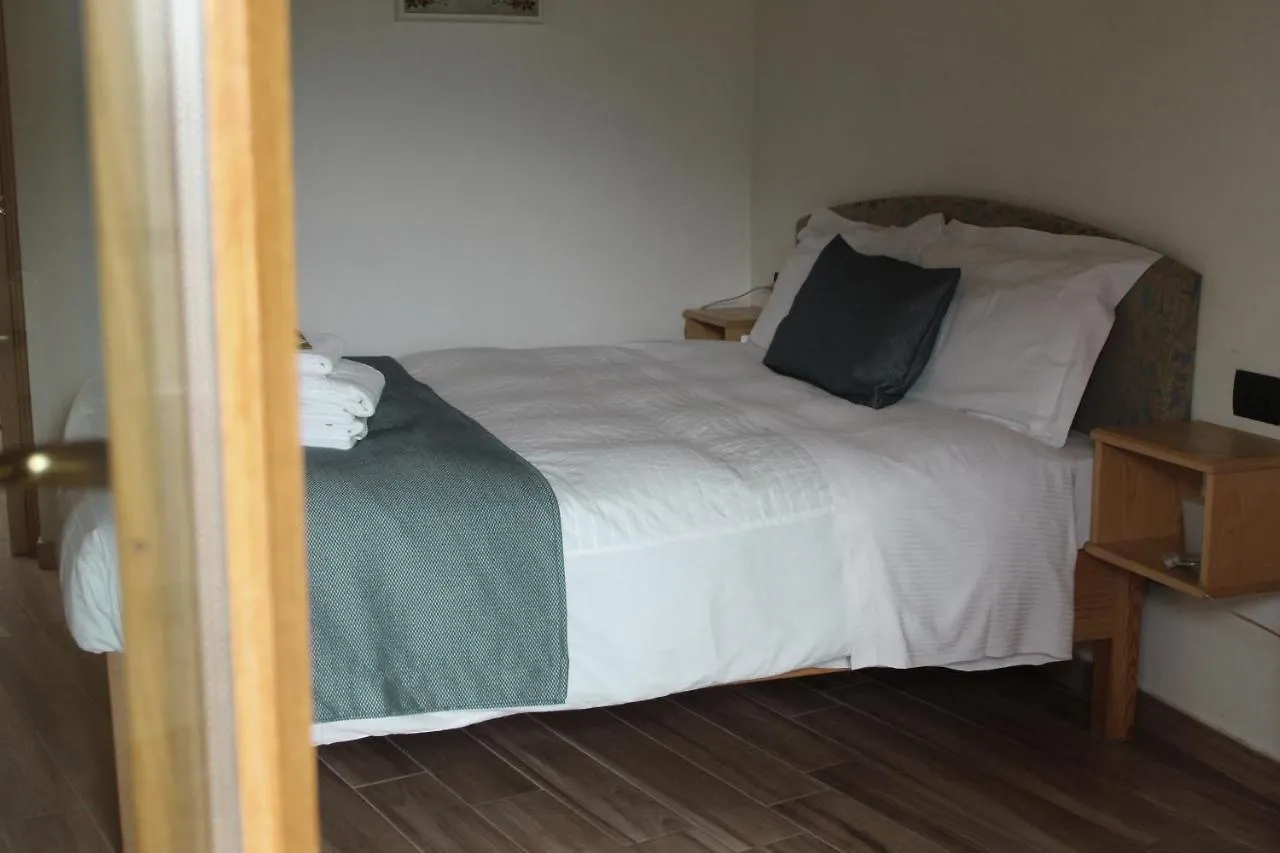 La Tana Del Tasso Rooms&Breakfast Camerata Cornello
