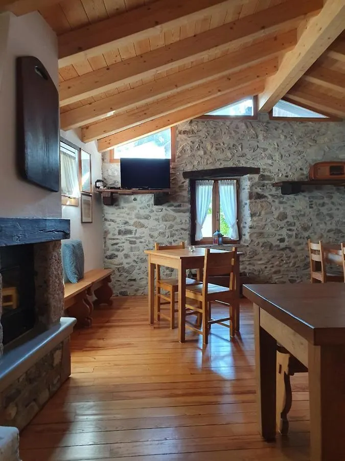 La Tana Del Tasso Rooms&Breakfast Camerata Cornello 0*,